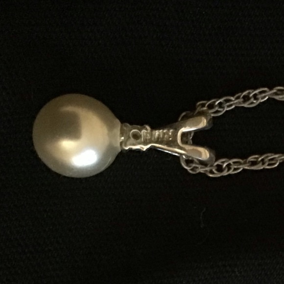 Necklace - Picture 2 of 2